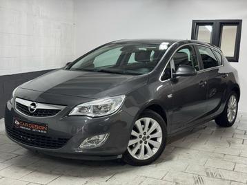 Opel astra 1.6i/2012/82.000km/ boîte automatique / carnet beschikbaar voor biedingen