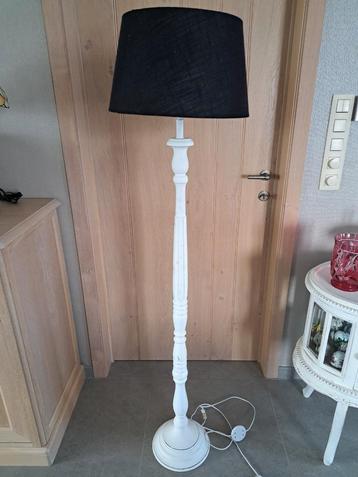 Lampadaire style campagnard, hauteur 1 m 55 cm, Enlèvement ou Envoi, Comme neuf, Bois
