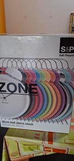 Salt & Pepper wekker klok, Maison & Meubles, Accessoires pour la Maison | Horloges, Enlèvement ou Envoi, Comme neuf