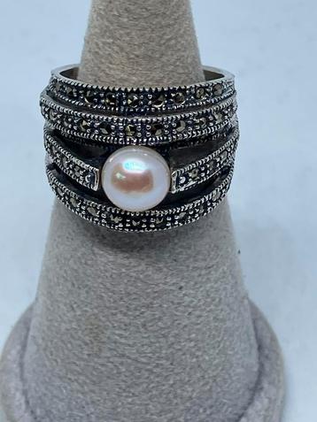 Zilveren ring met echte parel maat 15, Neuf, Blanc, Argent, 20 ou plus grands