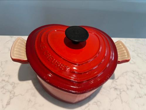 Bijzonder item: Le Creuset eerste editie hart pan 20 cm, Huis en Inrichting, Keuken | Potten en Pannen, Zo goed als nieuw, Koekenpan of Braadpan