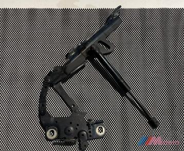 BMW F20 MOTORKAP SCHARNIER LINKS 13989610 beschikbaar voor biedingen