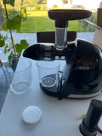 Slowjuicer kitchenbrothers beschikbaar voor biedingen