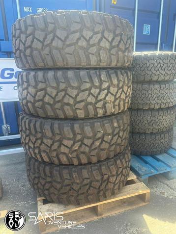 Set (4) Cooper Discoverer STT Pro modderbanden 305/70R18 dem beschikbaar voor biedingen