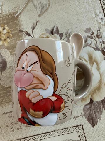 Grumpy mok ( Disneyland parijs) Sneeuwwitje beschikbaar voor biedingen