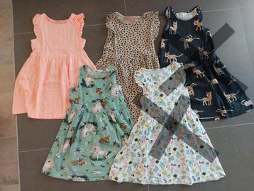 Kleedjes met korte mouwen / zonder mouwen beschikbaar voor biedingen