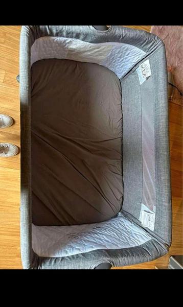 Co sleeper pericles beschikbaar voor biedingen