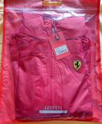 Rode winddichte jas Ferrari maat L nieuw, Kleding | Heren, Maat 52/54 (L), Ferrari, Nieuw, Ophalen of Verzenden