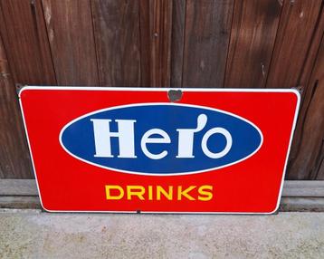 Tof en groot emaille bord van Hero Drinks, Langcat Bussum. beschikbaar voor biedingen