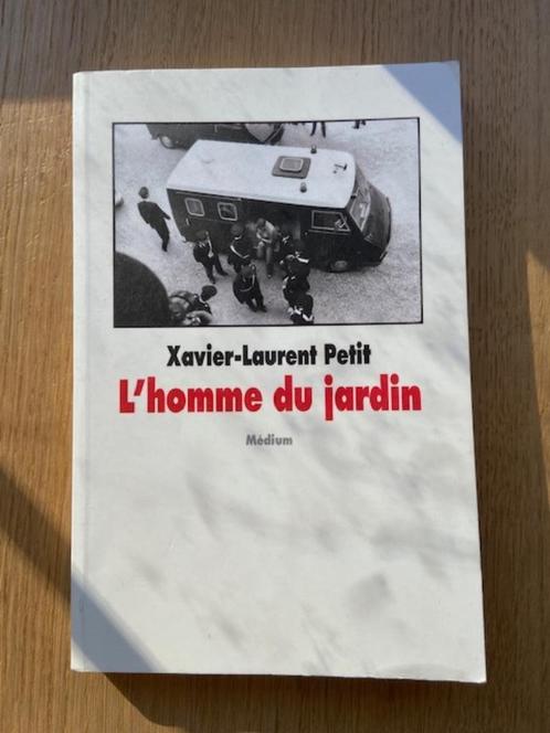 Livre "L'homme du jardin" Xavier-Laurent Petit, Livres, Livres pour enfants | Jeunesse | 13 ans et plus, Utilisé, Fiction, Enlèvement ou Envoi