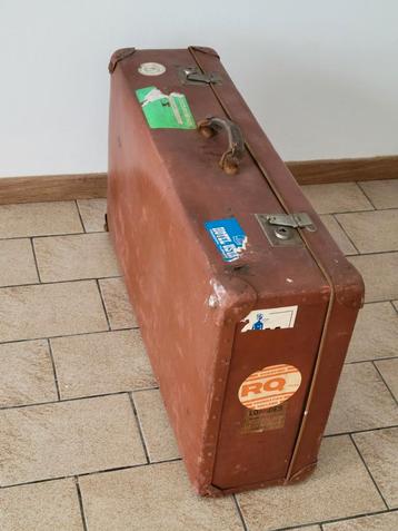 Ancienne valise « Vulcan Véritable », années 1930 à 1950, Enlèvement ou Envoi