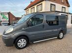 Renault trafic 2.5 dci jaar 2011 nieuw staat proper, Auto's, Renault, Bedrijf, 5 deurs, Euro 4, Zilver of Grijs