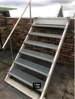 buitentrap staal/galva 7tr met leuning, Doe-het-zelf en Bouw, Ladders en Trappen, Ophalen, Trap