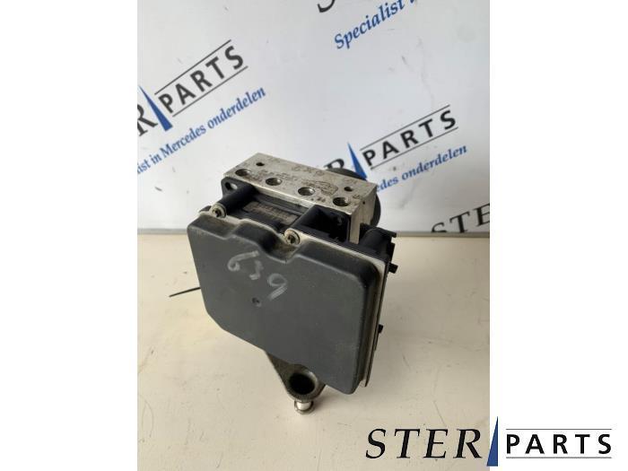 ABS Pomp van een Mercedes Sprinter, Auto-onderdelen, Elektronica en Kabels, Mercedes-Benz, Gebruikt, 3 maanden garantie, Ophalen of Verzenden