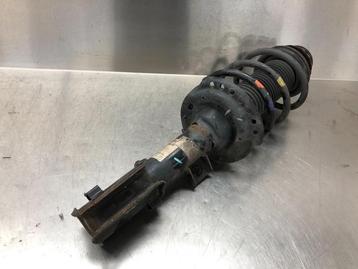 VEERPOOT LINKS VOOR Hyundai i20 (GBB) (01-2014/08-2020) beschikbaar voor biedingen
