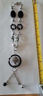 Collier, Enlèvement