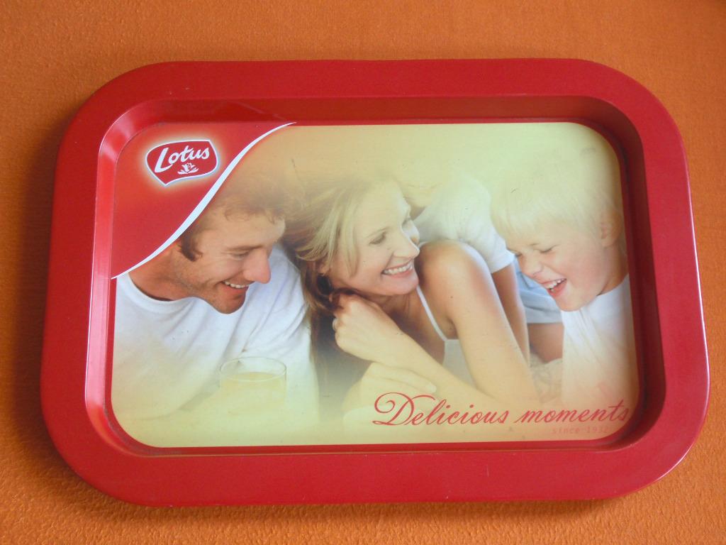 PLATEAU METAL * LOTUS *  DELICIOUS MOMENTS, Enlèvement, Utilisé, Rectangulaire, Autres matériaux