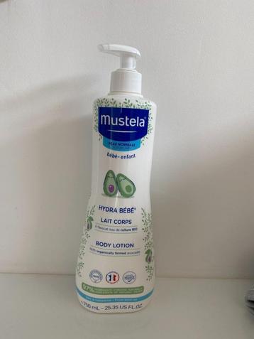 NIEUW Mustella hydra baby lichaamsmelk 750 ml  beschikbaar voor biedingen