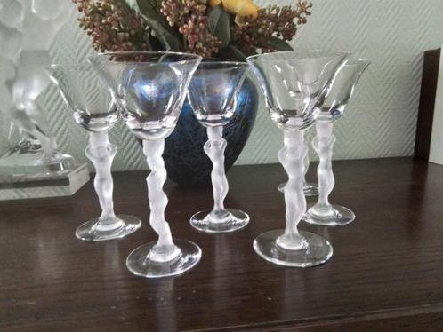 six verres style Lalique, Antiquités & Art, Antiquités | Verre & Cristal, Enlèvement