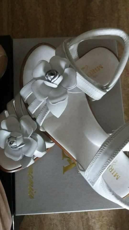 ‼️ NOUVELLES SANDALES BLANCHES DE COMMUNION ‼️, Enfants & Bébés, Vêtements enfant | Chaussures & Chaussettes, Enlèvement ou Envoi