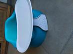 Bumbo stoeltje met tafeltje, Kinderen en Baby's, Kinderkamer | Tafels en Stoelen, Ophalen, Zo goed als nieuw