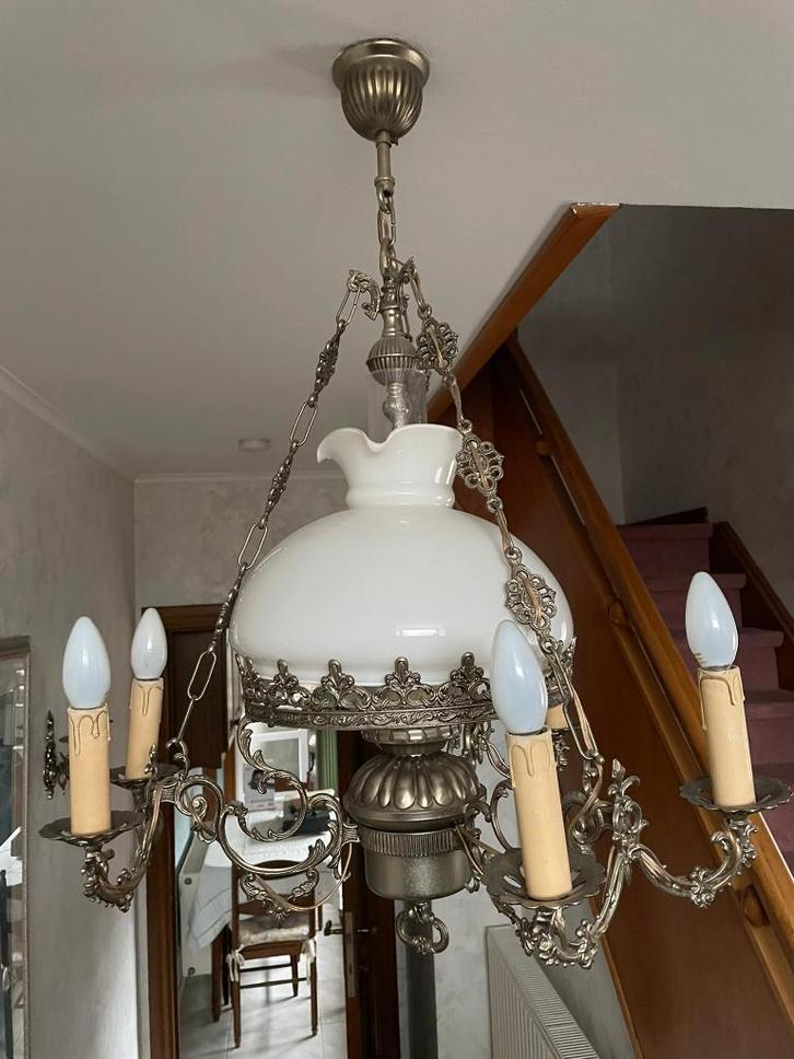 Vintage luchter in petroleumstijl – opaal glas – mooie staat, Maison & Meubles, Lampes | Lustres, Verre, Enlèvement