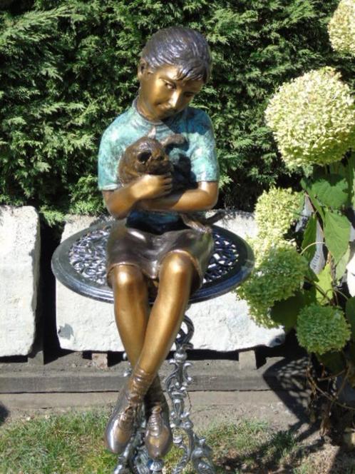 statue d une fille assise + son chat en bronze , superbe !, Jardin & Terrasse, Statues de jardin, Neuf, Animal, Autres matériaux