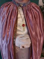 Sinterklaas kostuum, Diversen, Ophalen