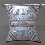 Grand pendentif touareg. Argent ethnique massif/cuivre. 106g, Antiquités & Art, Argent, Enlèvement ou Envoi