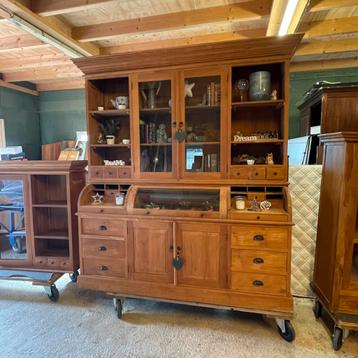Teak Apothekerskast Bufgfetkast Vitrinekast beschikbaar voor biedingen