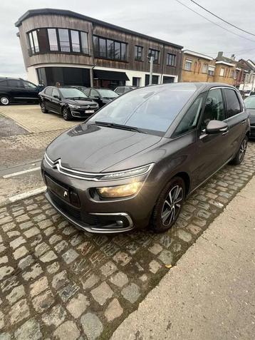 Citroën C4 Picasso 1.2 PureTech Shine S / NAVI/ EURO 6b beschikbaar voor biedingen