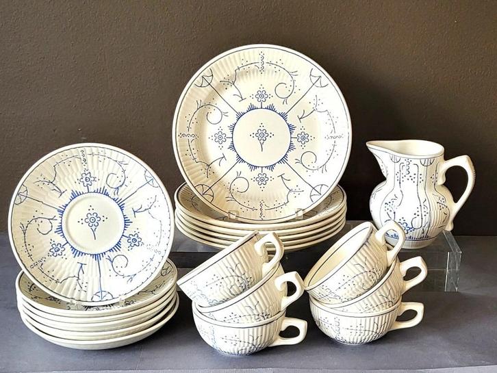 ✔️Royal Boch Copenhague Servies, Antiek en Kunst, Antiek | Servies compleet, Verzenden