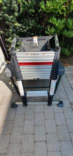 Altrex professionele telescopische ladder., Ophalen, Zo goed als nieuw, Ladder