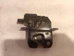 SLOTVANGER ACHTERKLEP ELEKTR. Clio IV (5R) (40557160), Gebruikt, Renault, Achterklep