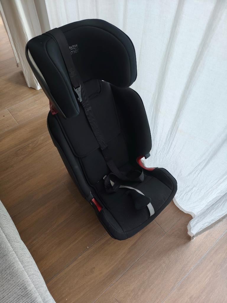 Britax Römer Advansafix IV M ISOFIX autostoeltje, Kinderen en Baby's, Badjes en Verzorging, Gebruikt, Overige typen, Overige merken