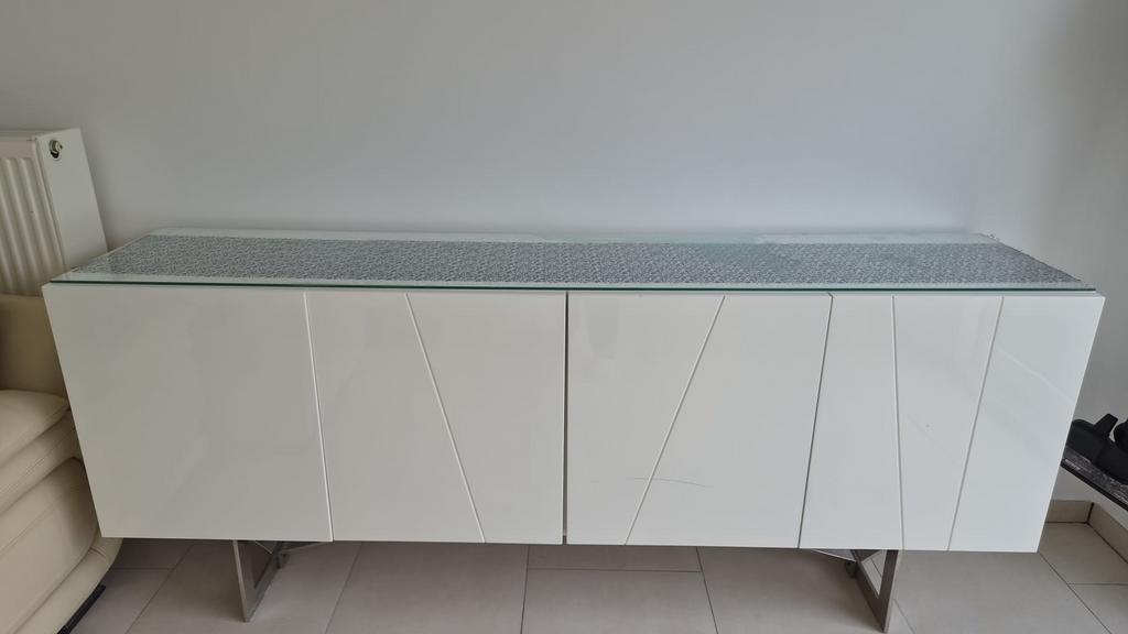 Dressoir met dikke glas, Ophalen, Zo goed als nieuw, Overige materialen, Met deur(en)