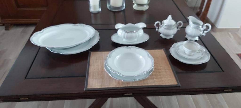 servies, Service complet, Comme neuf, Enlèvement, Autres styles