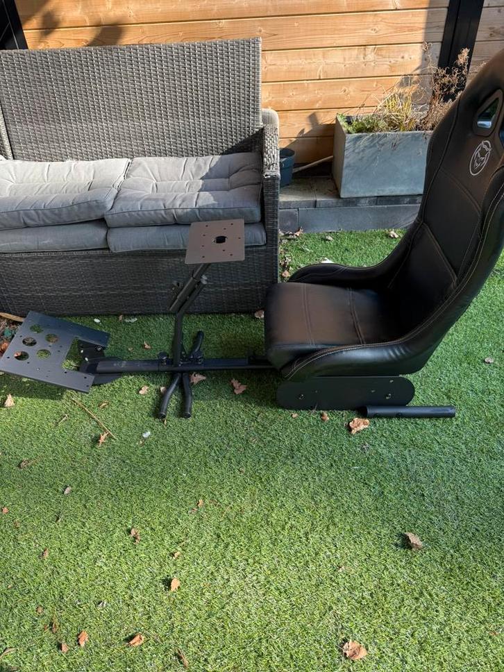 Complete Sim Racing Set – Logitech G29 + Qware Racestoel, Games en Spelcomputers, Spelcomputers | Sony Consoles | Accessoires