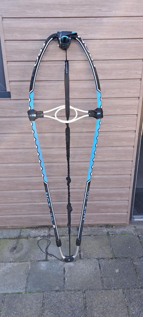 aeron giek zeer goede staat incl 28" en ophaalkoort, Watersport en Boten, Windsurfen, Ophalen, Met draagtas, Minder dan 250 cm