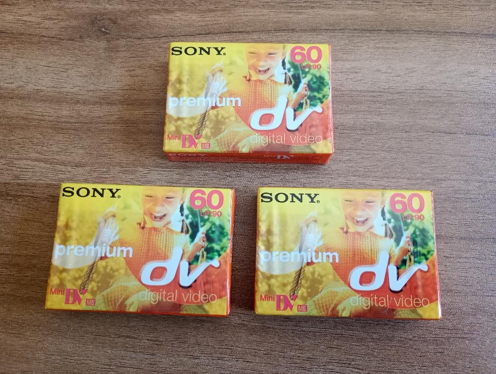sony mini dv 60 premium video cassette 3 stuks nieuw sealed, Audio, Tv en Foto, Videocamera's Digitaal, Ophalen of Verzenden, Nieuw