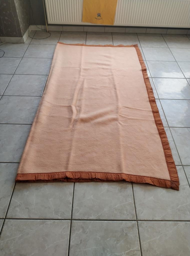 Good night tweepersoonsdeken, Huis en Inrichting, Gebruikt, Beige, Tweepersoons, Ophalen of Verzenden