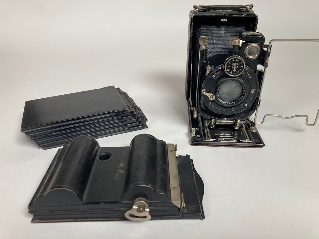Anciens appareils photos argentiques & accessoires 1933-1990 - Photo, audio & vidéo