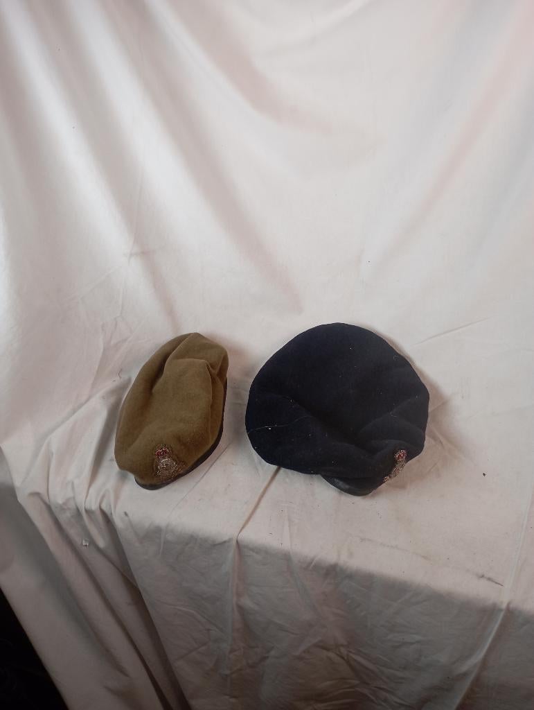 engelse baretten, Verzamelen, Ophalen of Verzenden, Landmacht, Overige typen