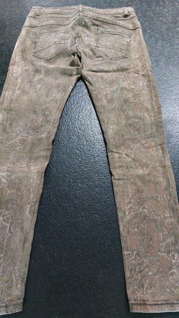 Legergroene damesbroek, Lang, Gedragen, Groen, Ophalen