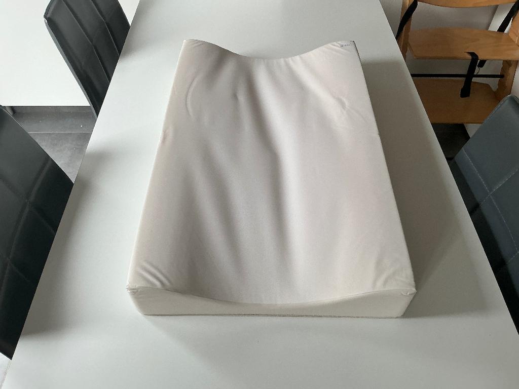 Verzorgingskussen voor baby, Kinderen en Baby's, Ophalen of Verzenden, Gebruikt, Aankleedkussen