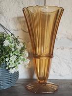 Vase en verre pressé et moulé, ambré, art déco, Scailmont, Enlèvement ou Envoi