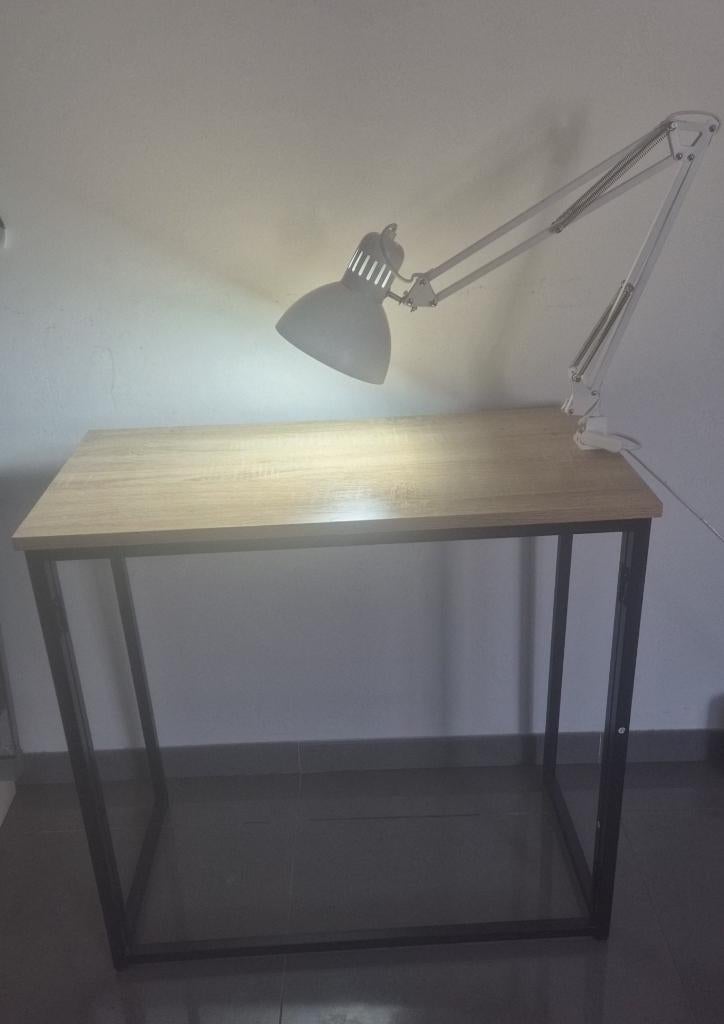 TABLE ONGLERIE, Enlèvement, Utilisé, Mains et Ongles, Accessoires