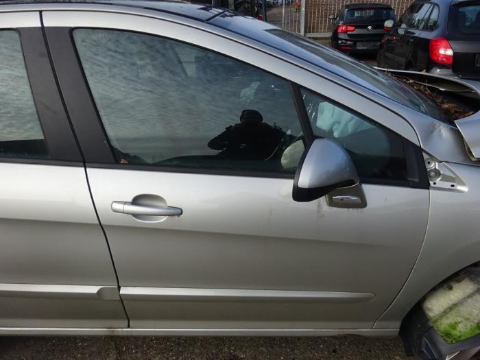 Portier 4Deurs rechts-voor van een Peugeot 308 (ETS), Gebruikt, -, Deur, -