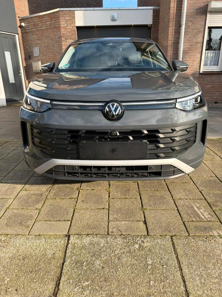 2025 Volkswagen Tayron 1.5 eTSI 110 kW Life 7 seaters, Auto's, Volkswagen, Particulier, Overige modellen, 360° camera, Benzine
