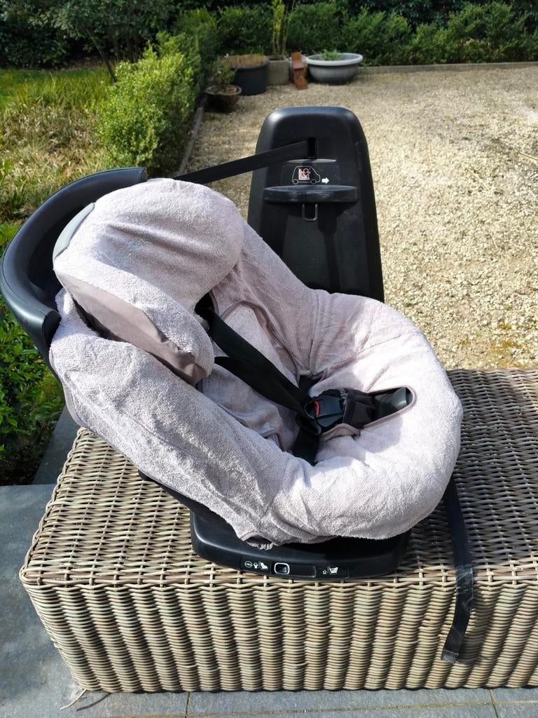 Assixfix autostoel Maxi cosy+ hoes, Enlèvement